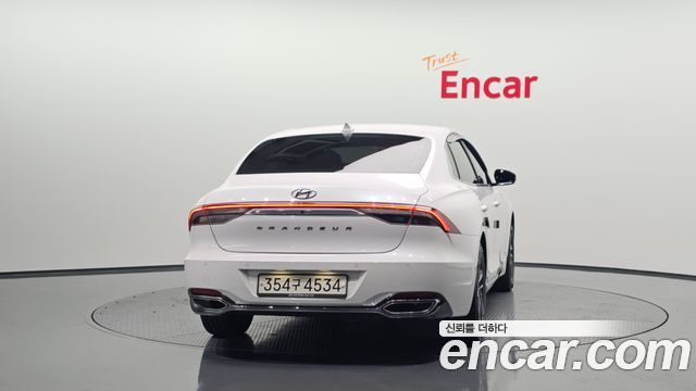 Hyundai Grandeur (IG) 3.0 LPi (Taxi) Deluxe 2021 — фото 4