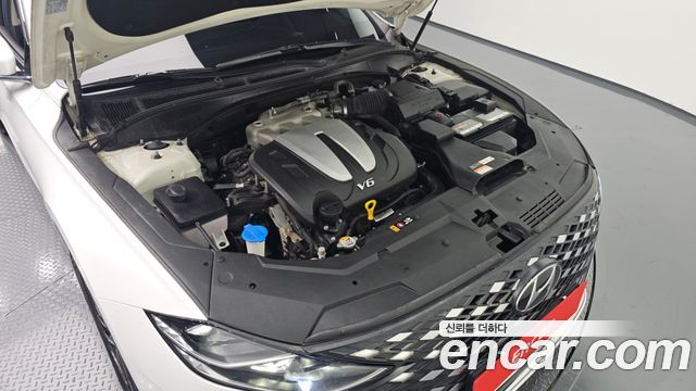 Hyundai Grandeur (IG) 3.0 LPi (Taxi) Deluxe 2021 — фото 6