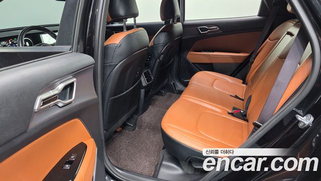 Kia Sportage (V) Diesel 2.0 2WD Nobleless 2022 — фото 12