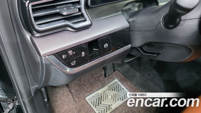 Kia Sportage (V) Diesel 2.0 2WD Nobleless 2022 — фото 18