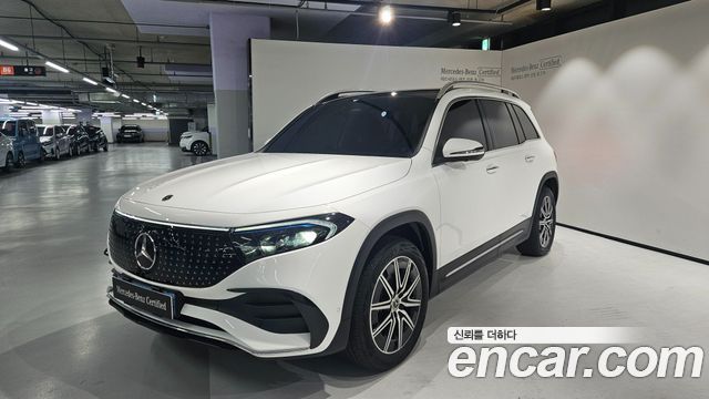 Mercedes-Benz EQB (X243) EQB300 4MATIC AMG Line