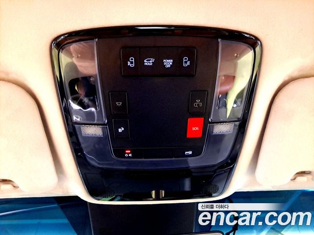 Hyundai Staria HEV 1.6 Lounge 7-Seater Inspiration 2025 — фото 20