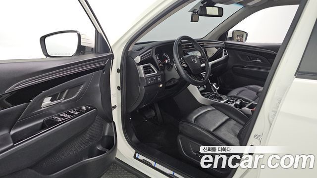 KG Mobility (SsangYong) Beautiful Korando Gasoline 1.5 2WD C7 2023 — фото 10