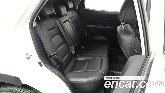KG Mobility (SsangYong) Beautiful Korando Gasoline 1.5 2WD C7 2023 — фото 11