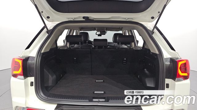 KG Mobility (SsangYong) Beautiful Korando Gasoline 1.5 2WD C7 2023 — фото 20