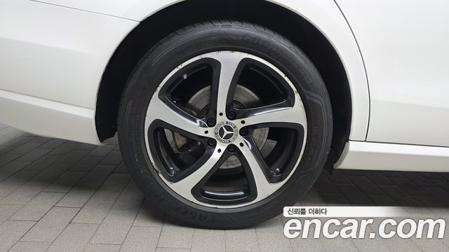 Mercedes-Benz E-Class (W213) E250 Avantgarde 2020 — фото 5