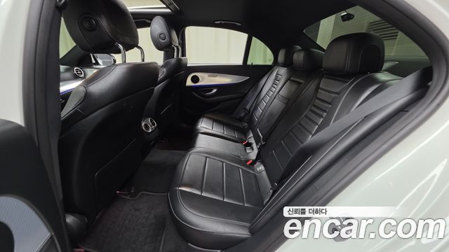 Mercedes-Benz E-Class (W213) E250 Avantgarde 2020 — фото 12