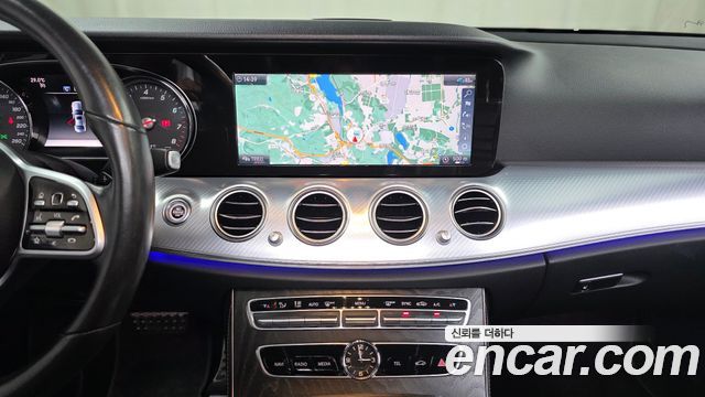 Mercedes-Benz E-Class (W213) E250 Avantgarde 2020 — фото 13