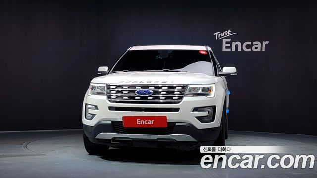 Ford Explorer 2.3 Limited 4WD 5th 2017 — фото 3