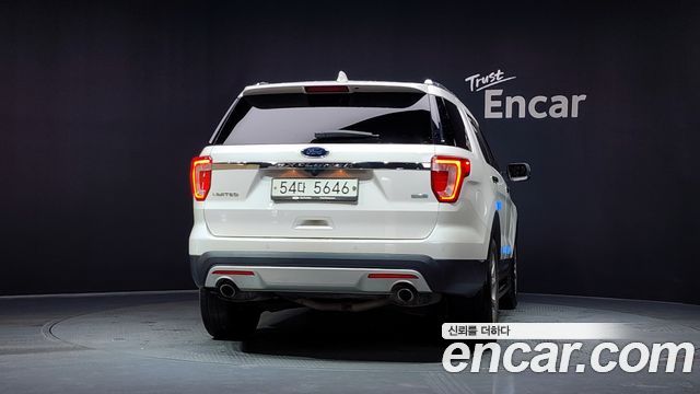 Ford Explorer 2.3 Limited 4WD 5th 2017 — фото 4