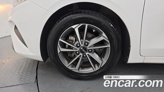 Kia K3 (II) 1.6 Prestige 2022 — фото 5