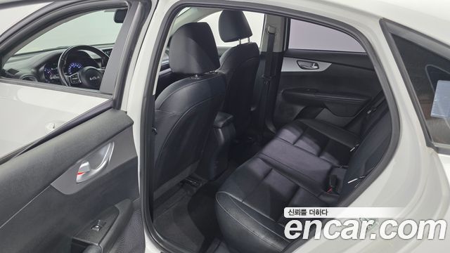 Kia K3 (II) 1.6 Prestige 2022 — фото 11