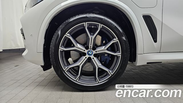 BMW X5 (G05) xDrive 45e M Sport 2022 — фото 5