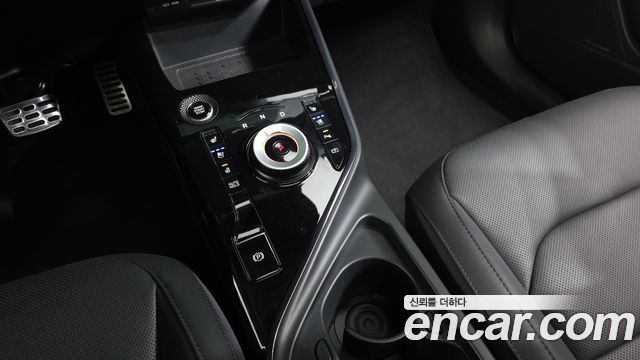 Kia Niro Signature 2024 — фото 9
