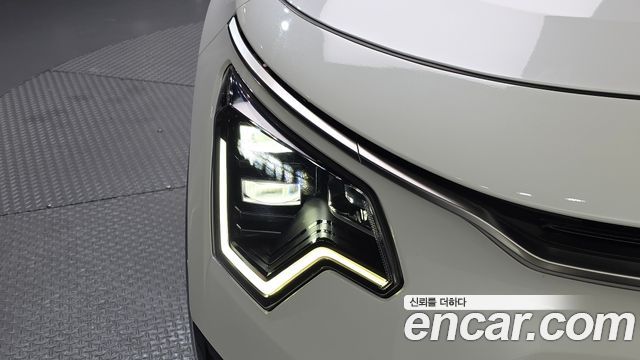 Kia Niro Signature 2024 — фото 22