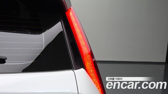 Kia Niro Signature 2024 — фото 23