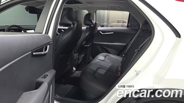 Kia Niro Signature 2024 — фото 26