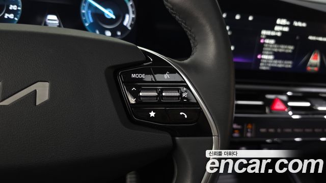 Kia Niro Signature 2024 — фото 28