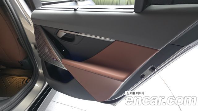 BMW 5 Series (G60) 530i xDrive M Sport Pro Special Edition 2026 — фото 25