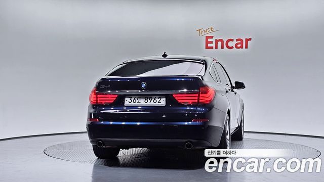 BMW 5 Series GT (F07) GT 2011 — фото 4