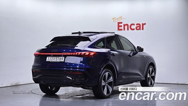 Audi Q5 (80A) 40 TFSI Quattro Sportback S Line 2025 — фото 2