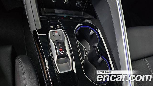 Audi Q5 (80A) 40 TFSI Quattro Sportback S Line 2025 — фото 9