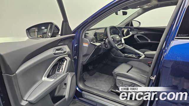 Audi Q5 (80A) 40 TFSI Quattro Sportback S Line 2025 — фото 10