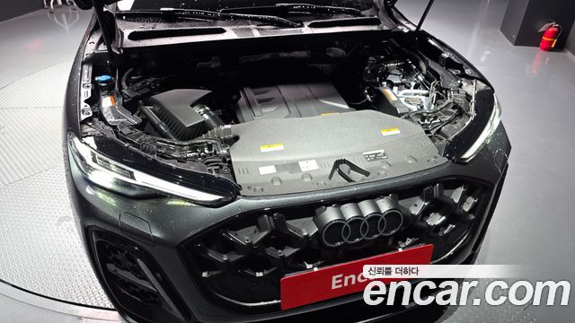 Audi Q5 (80A) 45 TFSI Quattro S Line Black Ediiton 2025 — фото 6
