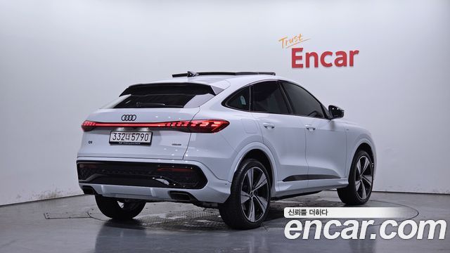 Audi Q5 (80A) 40 TFSI Quattro Sportback S Line 2025 — фото 2