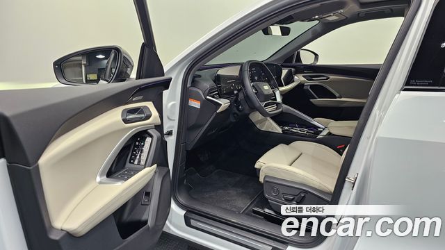 Audi Q5 (80A) 40 TFSI Quattro Sportback S Line 2025 — фото 10