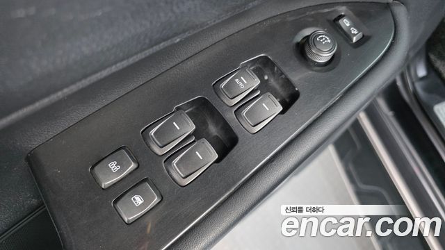 KG Mobility (SsangYong) Rexton Sports Khan Diesel 2.2 4WD Prestige (Leaf) 2021 — фото 11