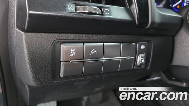 KG Mobility (SsangYong) Rexton Sports Khan Diesel 2.2 4WD Prestige (Leaf) 2021 — фото 12