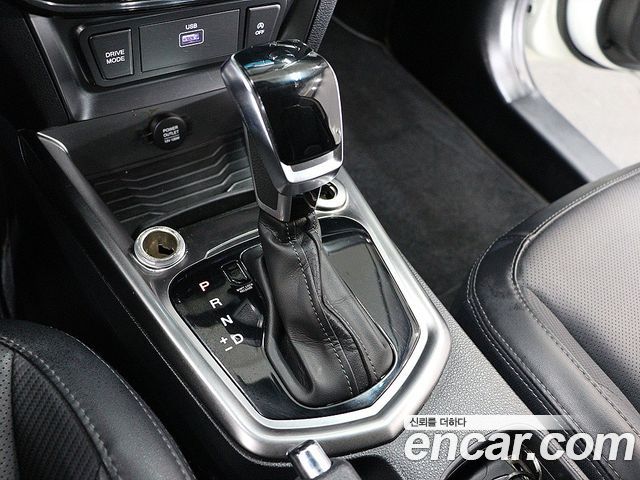 KG Mobility (SsangYong) Very New Tivoli Gasoline 1.5 2WD V3 2022 — фото 9
