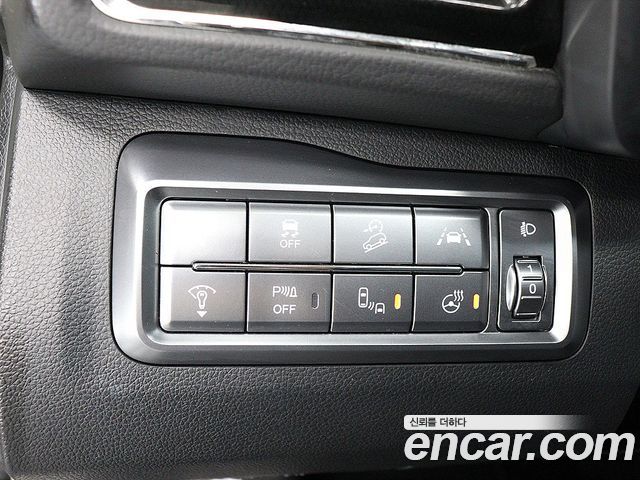 KG Mobility (SsangYong) Very New Tivoli Gasoline 1.5 2WD V3 2022 — фото 17