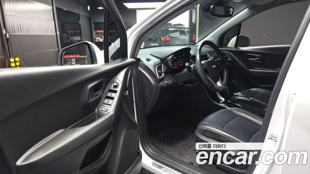 Chevrolet Trax 1.4 Premier 2019 — фото 10