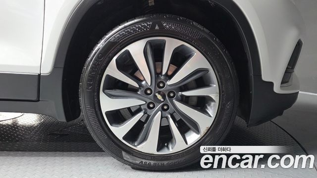 Chevrolet Trax 1.4 Premier 2019 — фото 21