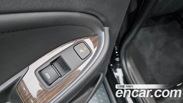 Chevrolet Malibu 1.3 Turbo Premier 2019 — фото 30