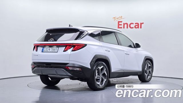 Hyundai Tucson (NX4) Gasoline 1.6 Turbo 2WD Inspiration 2023 — фото 2