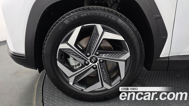 Hyundai Tucson (NX4) Gasoline 1.6 Turbo 2WD Inspiration 2022 — фото 5