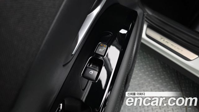 Hyundai Tucson (NX4) Gasoline 1.6 Turbo 2WD Inspiration 2022 — фото 17