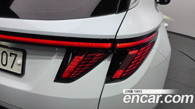 Hyundai Tucson (NX4) Gasoline 1.6 Turbo 2WD Inspiration 2022 — фото 23