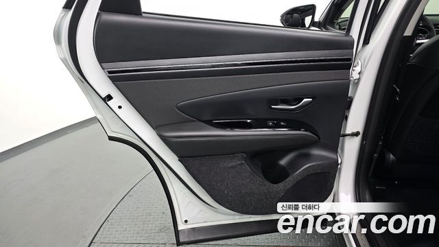Hyundai Tucson (NX4) Gasoline 1.6 Turbo 2WD Inspiration 2022 — фото 25