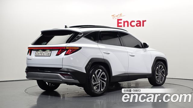 Hyundai Tucson (NX4) Gasoline 1.6 Turbo 2WD Inspiration 2024 — фото 2