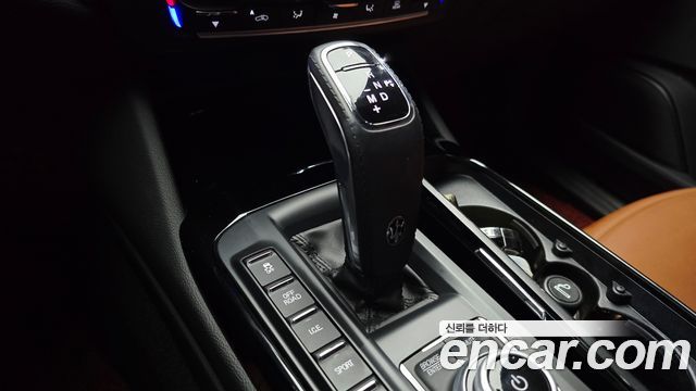 Maserati Levante 2.0 GT AWD 2022 — фото 9