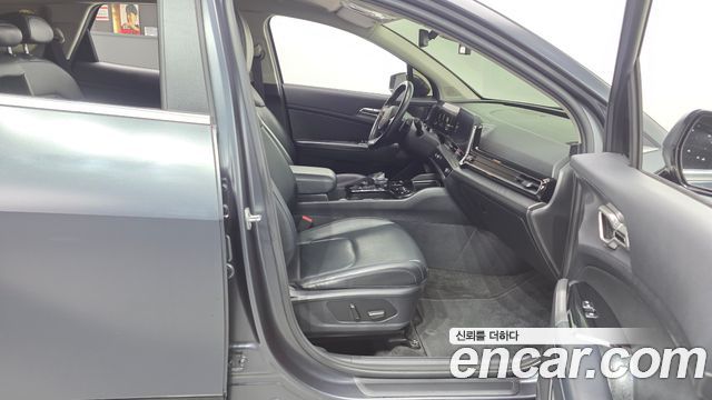 Kia Sportage (V) Gasoline 1.6 Turbo 2WD Nobleless 2022 — фото 11