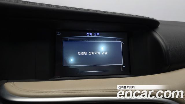 Infiniti QX30 2.0 Essential AWD 2019 — фото 27