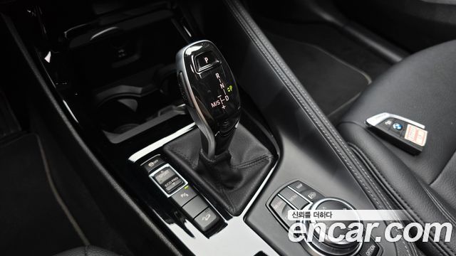 BMW X1 (F48) xDrive 20i xLine 2022 — фото 9