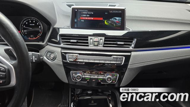 BMW X1 (F48) xDrive 20i xLine 2022 — фото 14