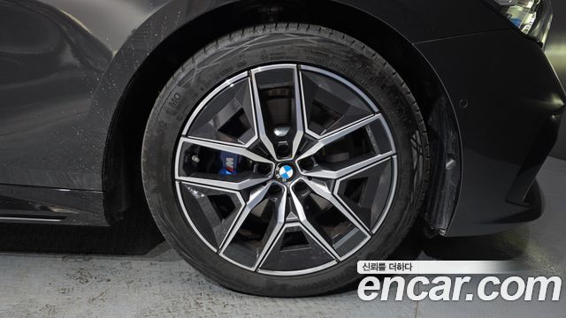 BMW 5 Series (G60) 520i M Sport 2025 — фото 21