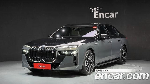 BMW i7 (G70) M70 xDrive M Performance